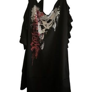 Xl black ripped shirt